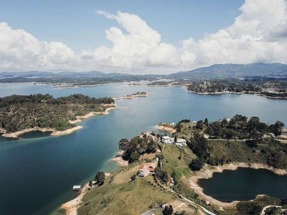 Paradise Lake Hotel in El Penol, Colombia