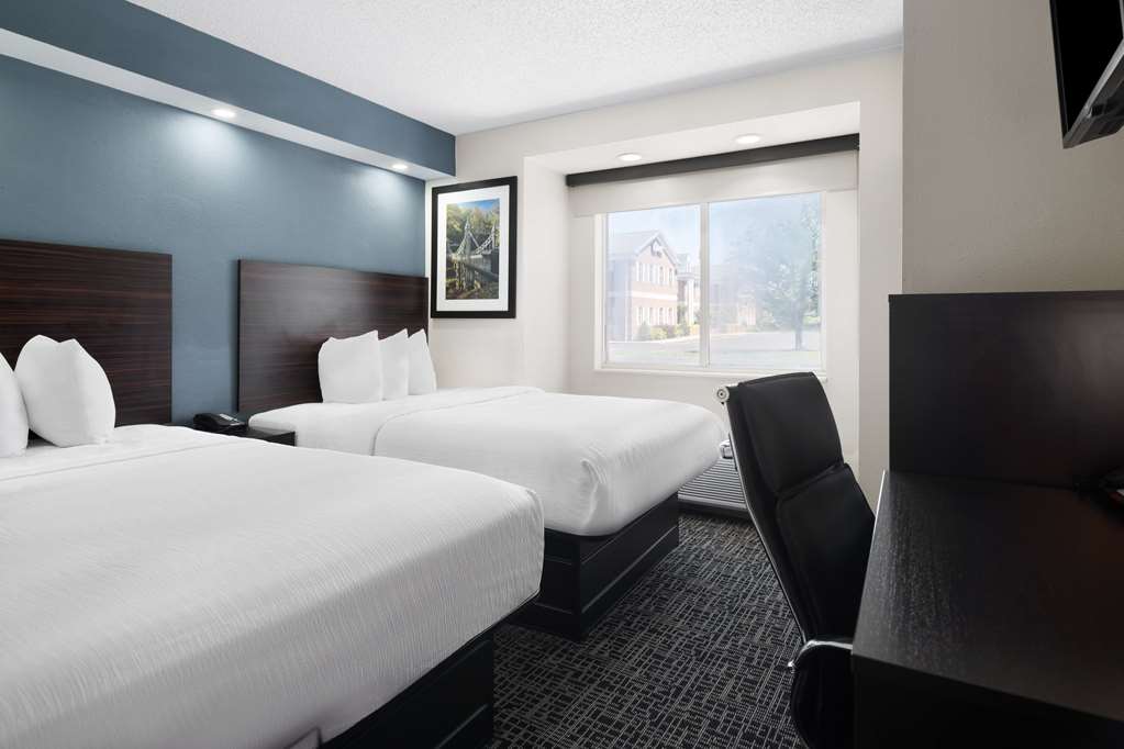 Baymont by Wyndham Boardman - photo 14