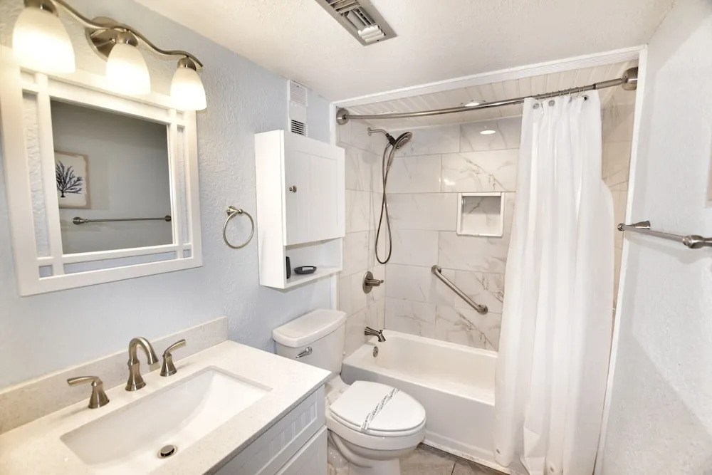 0702 Waters Edge Resort 2 Bedroom Condo by RedAwning - photo 6
