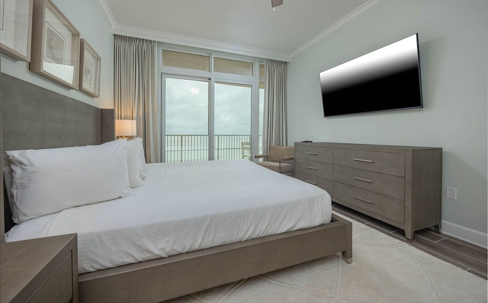 Phoenix Gulf Towers 1405 4 Bedroom Condo - photo 6