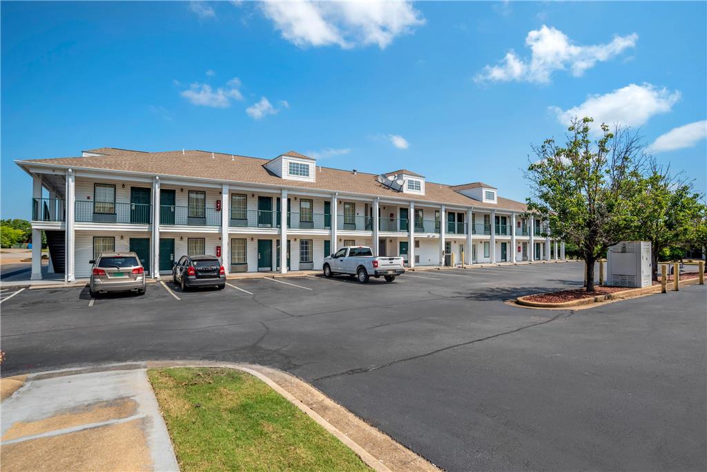 Econo Lodge Tupelo Barnes Crossing - photo 3