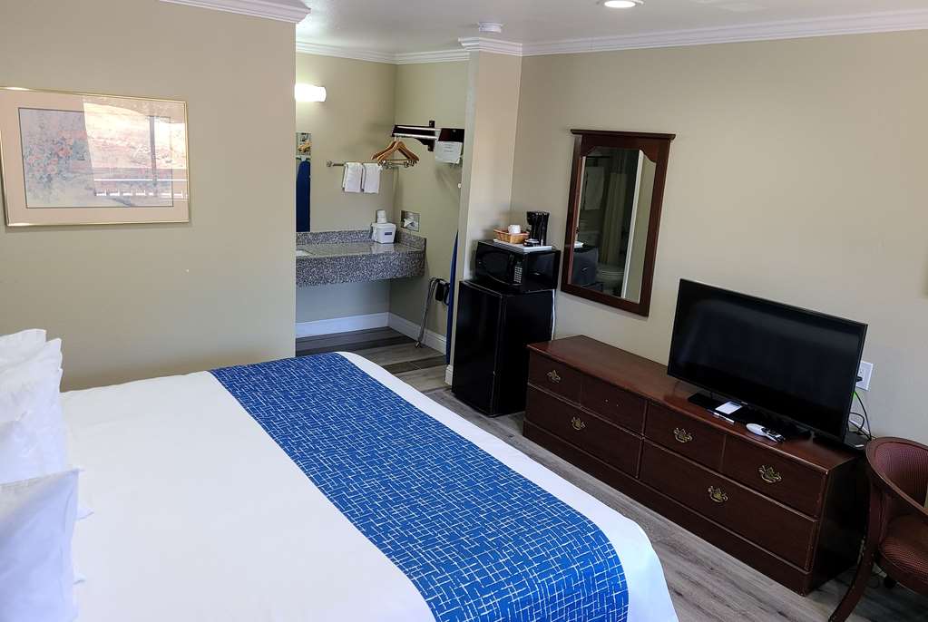 Travelodge by Wyndham Clearlake - photo 13