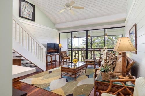 Spectacular golf course front steps from the beach — 4-Star Luxury Hotel in Kahuku, United States