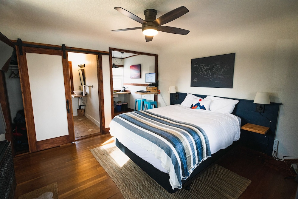 Left Coast Lodge - photo 11