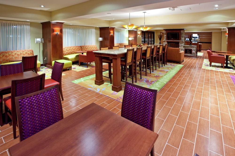 Hampton Inn Detroit Auburn Hills North - photo 21
