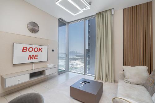 StayShort Chic 1BR Apartment in Sobha Creek Vistas Sleeps 2