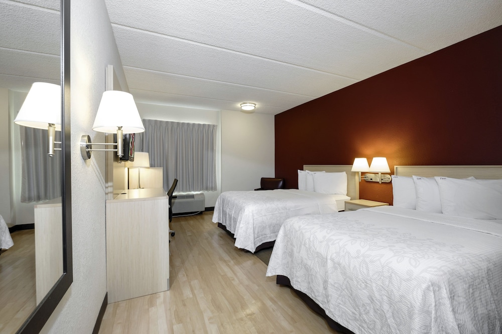 Red Roof Inn PLUS Gainesville - photo 9