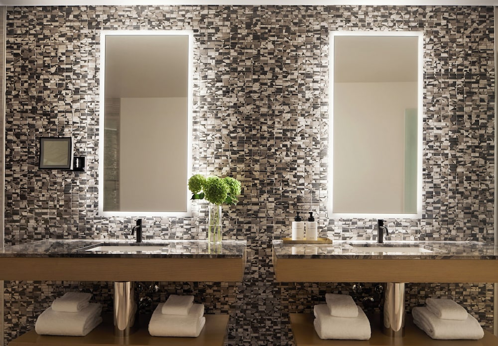 Intercontinental Hotels Seattle Bellevue By IHG - photo 40