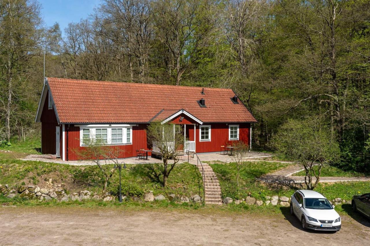 Långstorp Höör Huvudbyggnad V Flygel in Hoeoer, Sweden