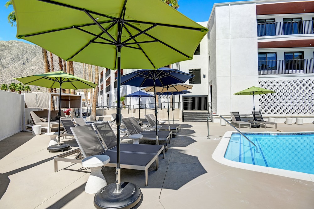 The Dunes Hotel - photo 41