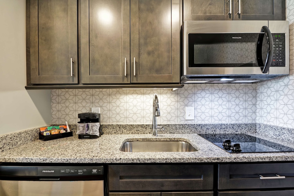 Homewood Suites by Hilton Hadley Amherst - photo 26