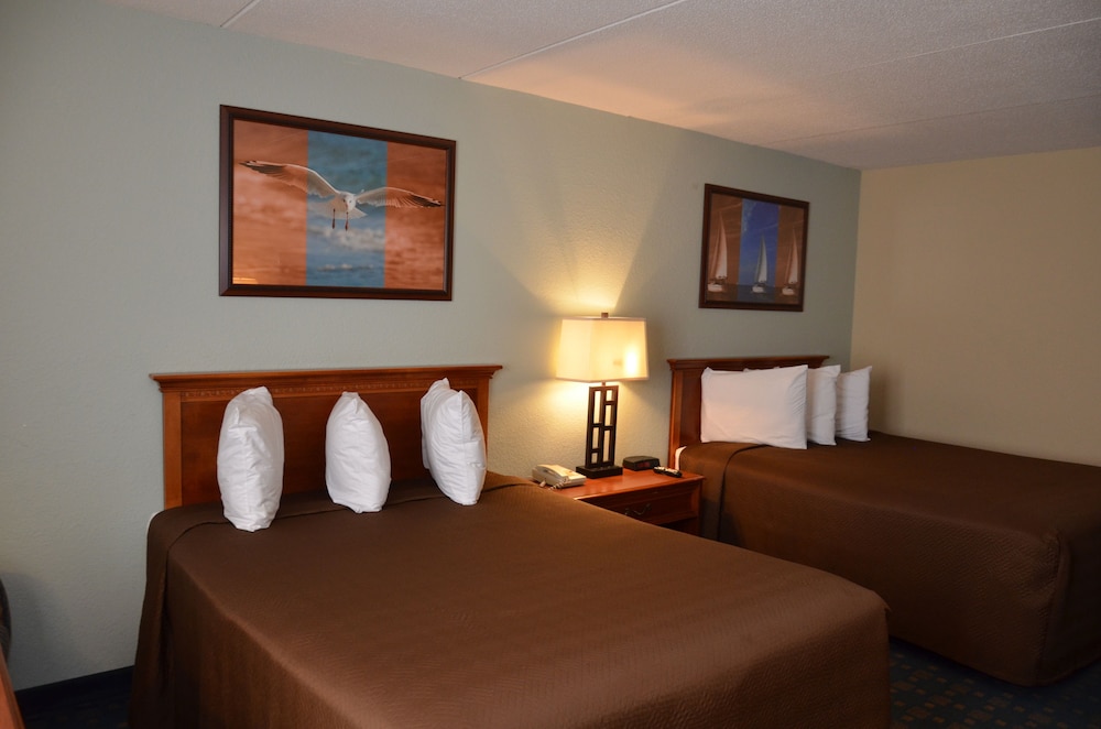 Tawas Bay Beach Resort - photo 9