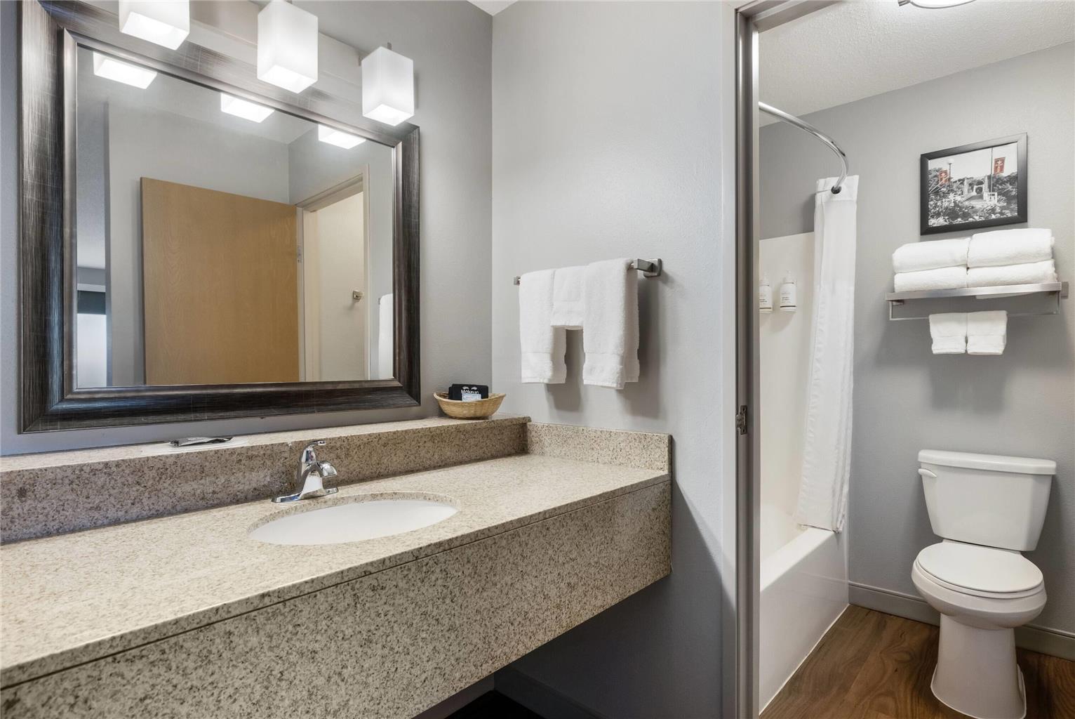 AmericInn by Wyndham Valley City Conference Center - photo 22