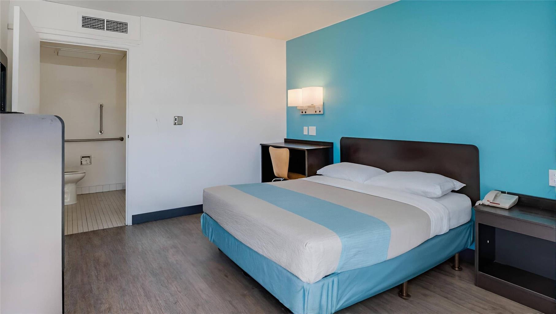 Park Inn Winnemucca - photo 10