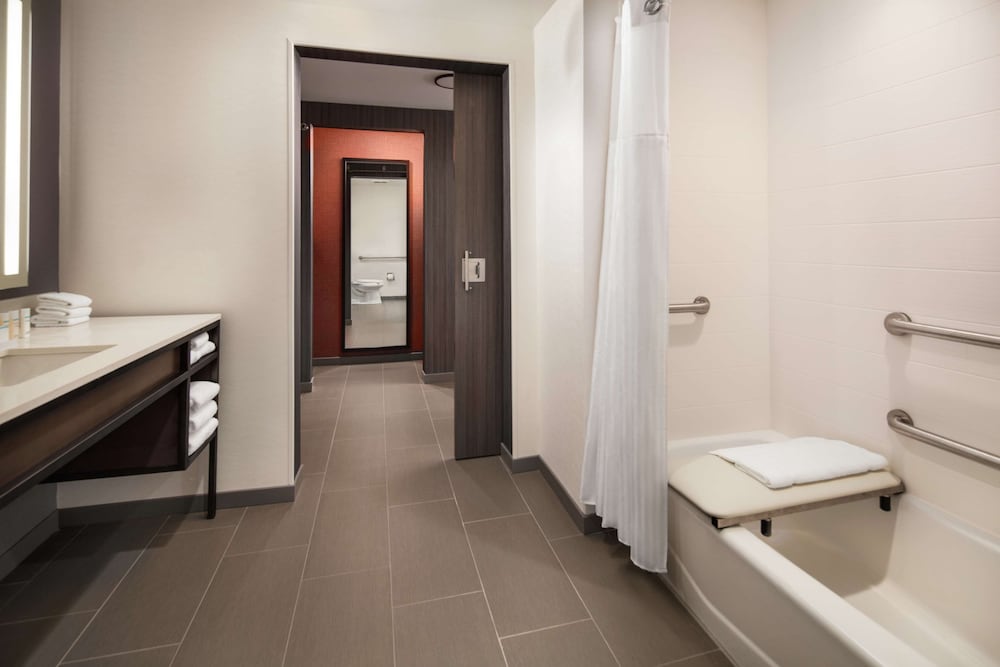 Hilton Garden Inn Sacramento Airport Natomas - photo 18