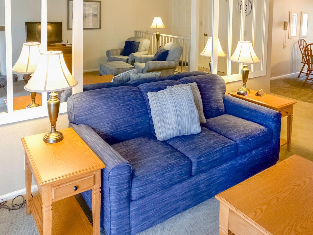 Lakewood Resort by EVRentals - photo 18