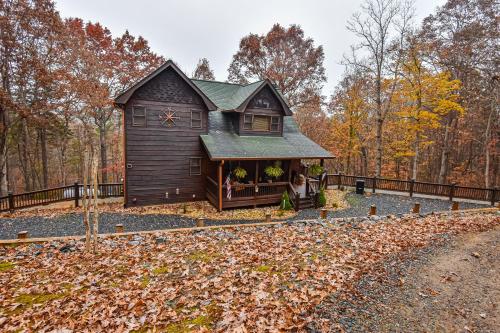Copper Lantern — 4-Star Luxury Hotel in Ellijay, United States