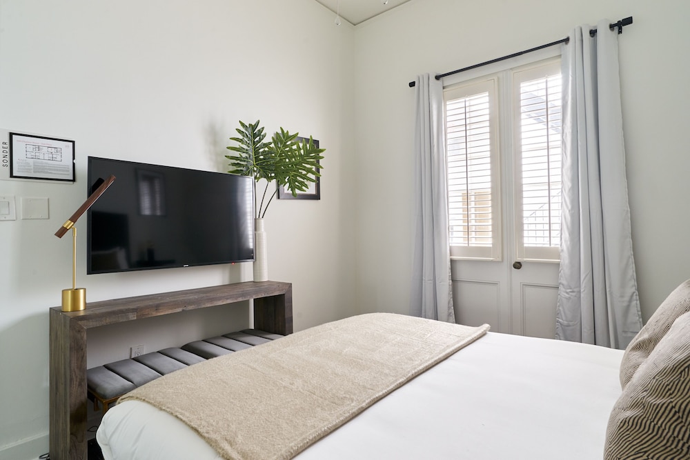 St. Helene Hotel - photo 15