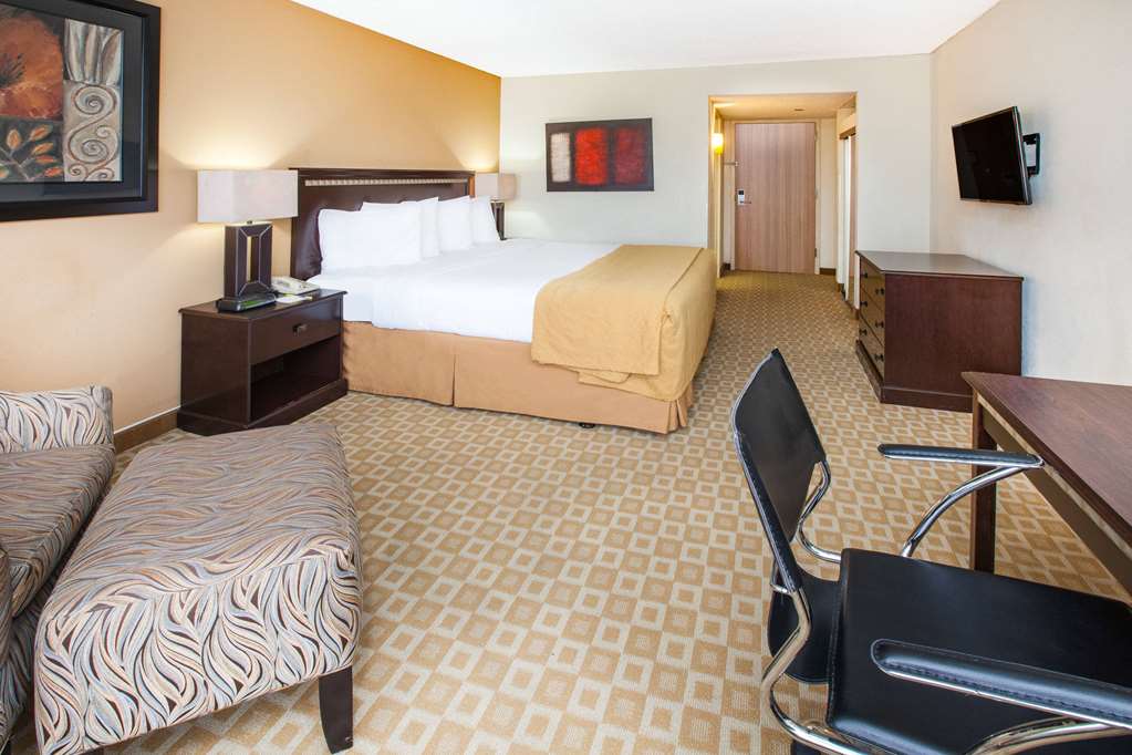 Days Inn by Wyndham Sherman - photo 12