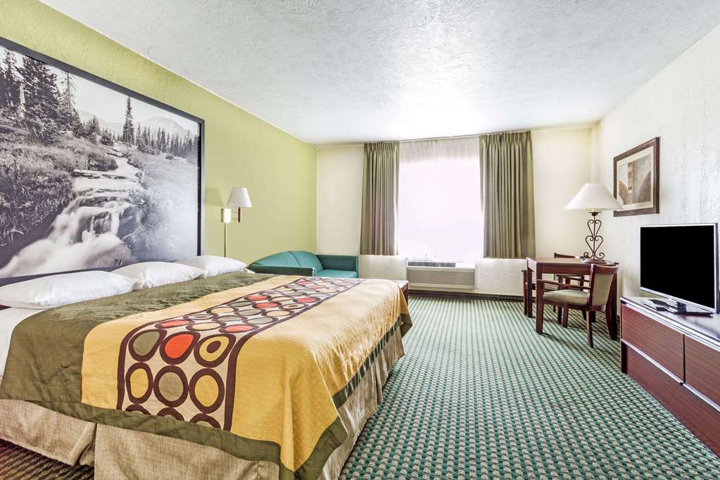 Super 8 by Wyndham Wendover - photo 14