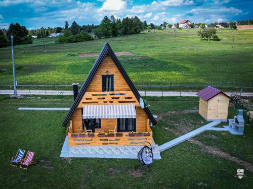 Romanija 2 Brvnara Za Odmor in Han Pijesak, Bosnia and Herzegovina