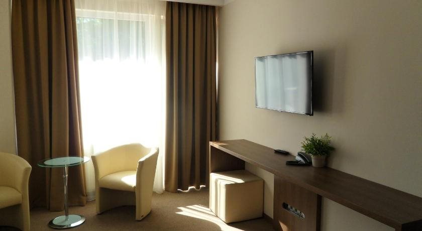 Nereus Park Hotel — Balatonalmadi — photo 5