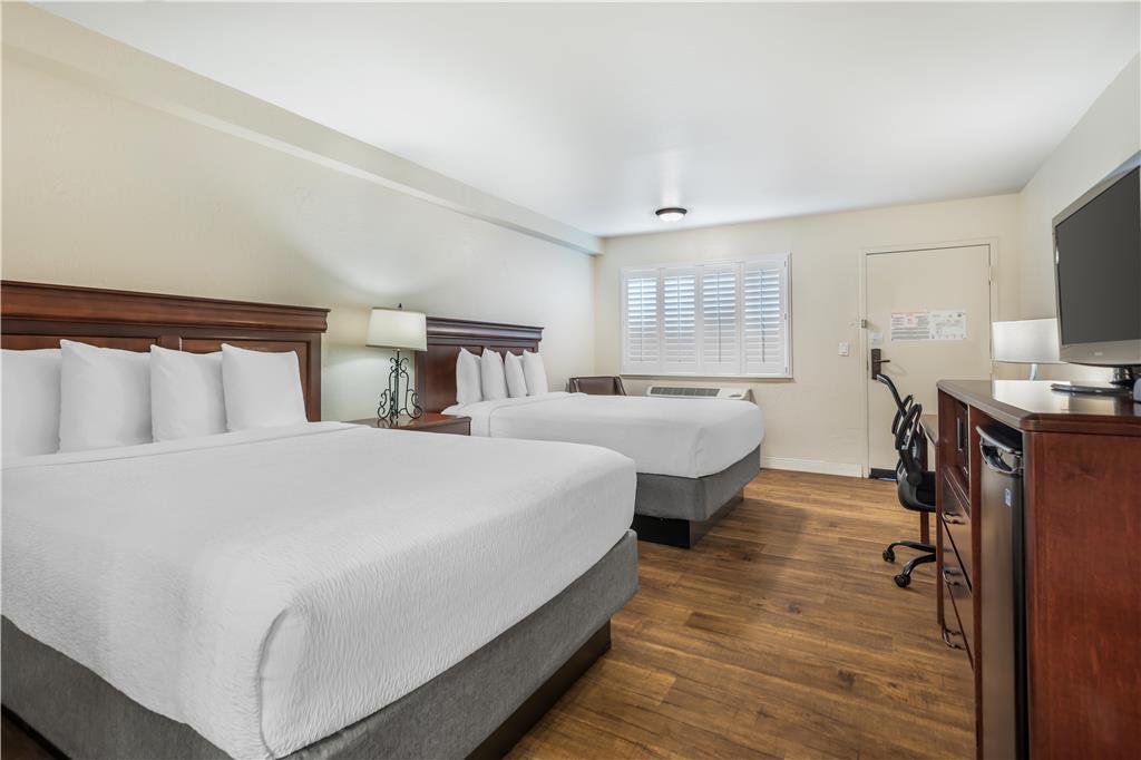 Best Western Rose Garden Inn - photo 23