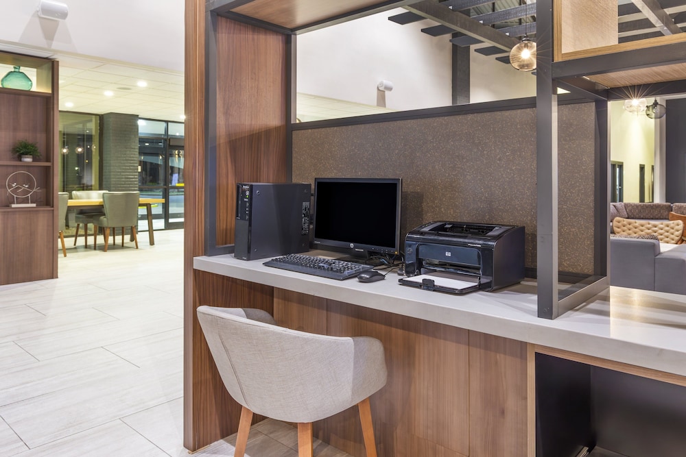 Candlewood Suites Roanoke Airport by IHG - photo 34