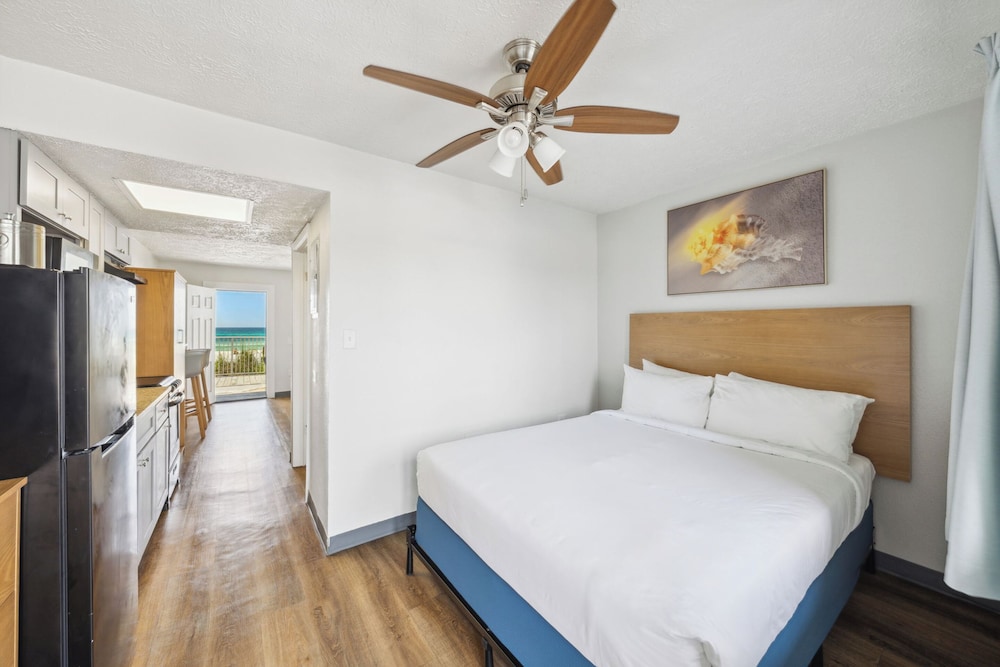 Sugar Sands Beachfront Hotel a By The Sea Resort - photo 22