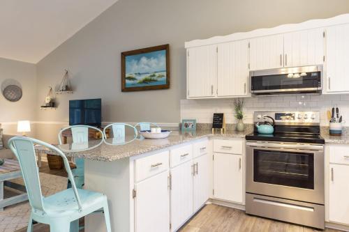 Nanas Nest by Oak Island Accommodations - photo 30