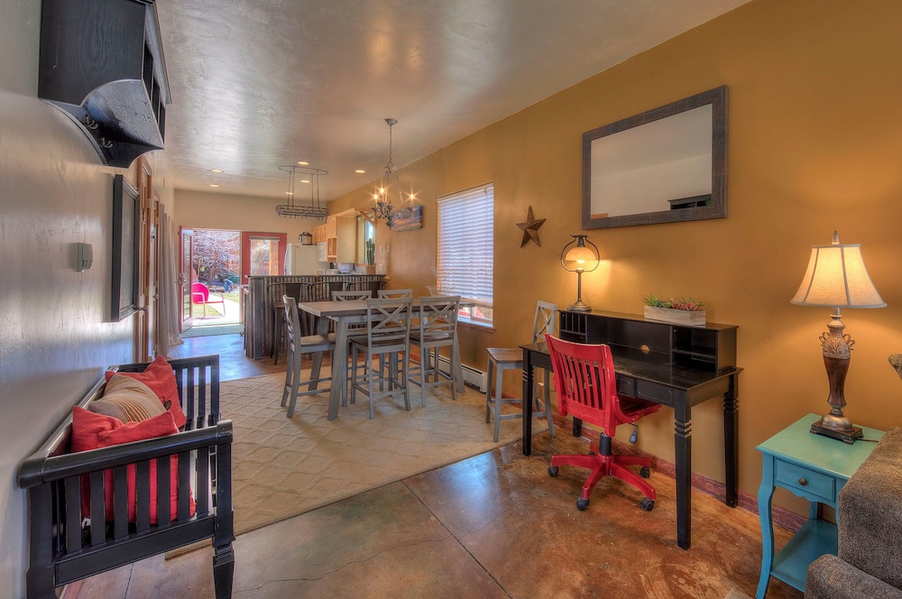 Cali Cochitta Vacation Rentals - photo 37