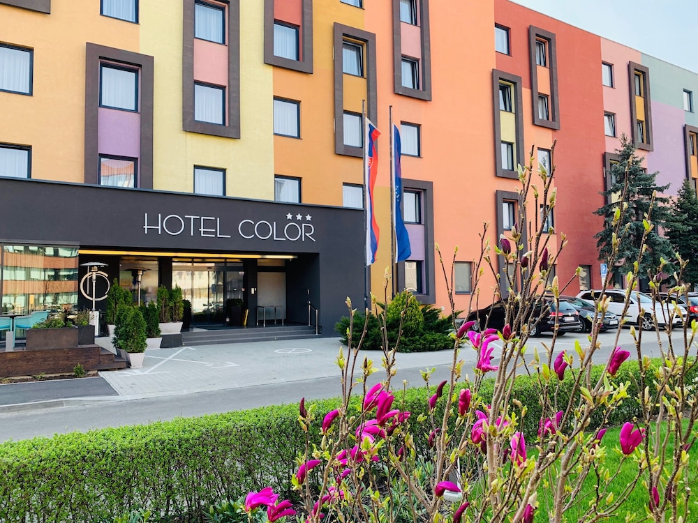 Hotel Color — hotel in Bratislava