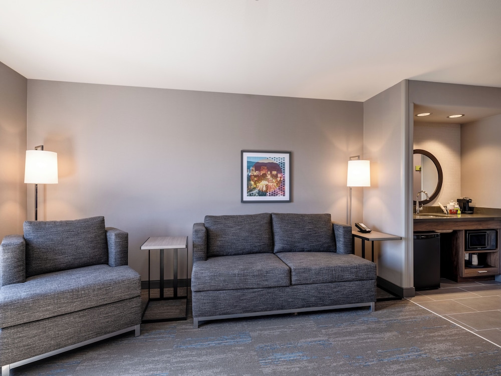 Hampton Inn & Suites Boise Meridian - photo 22