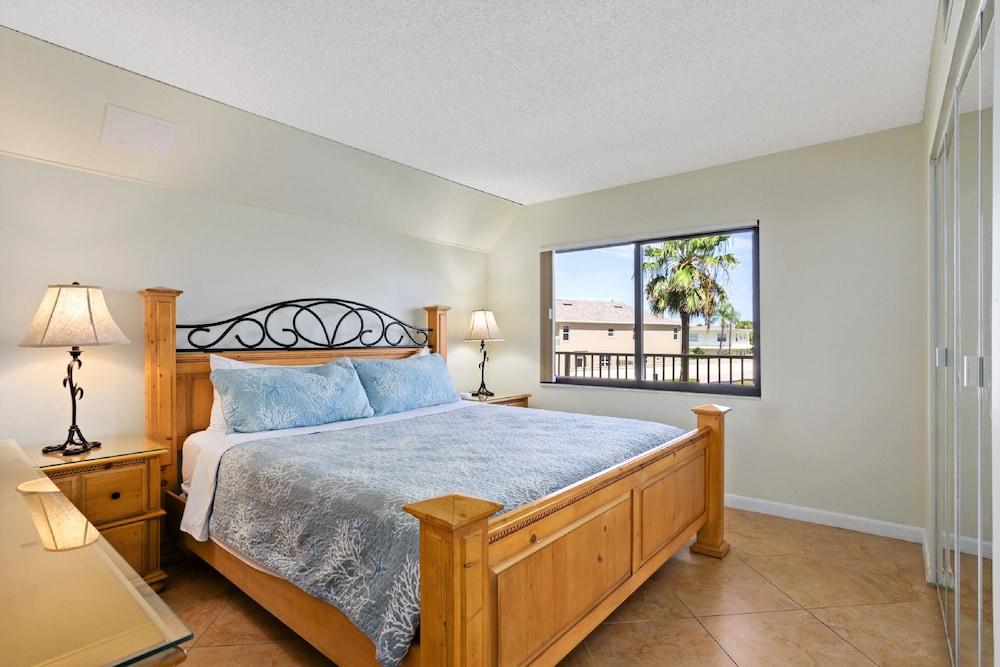 Canaveral Towers by Happy Palm Stays - photo 19