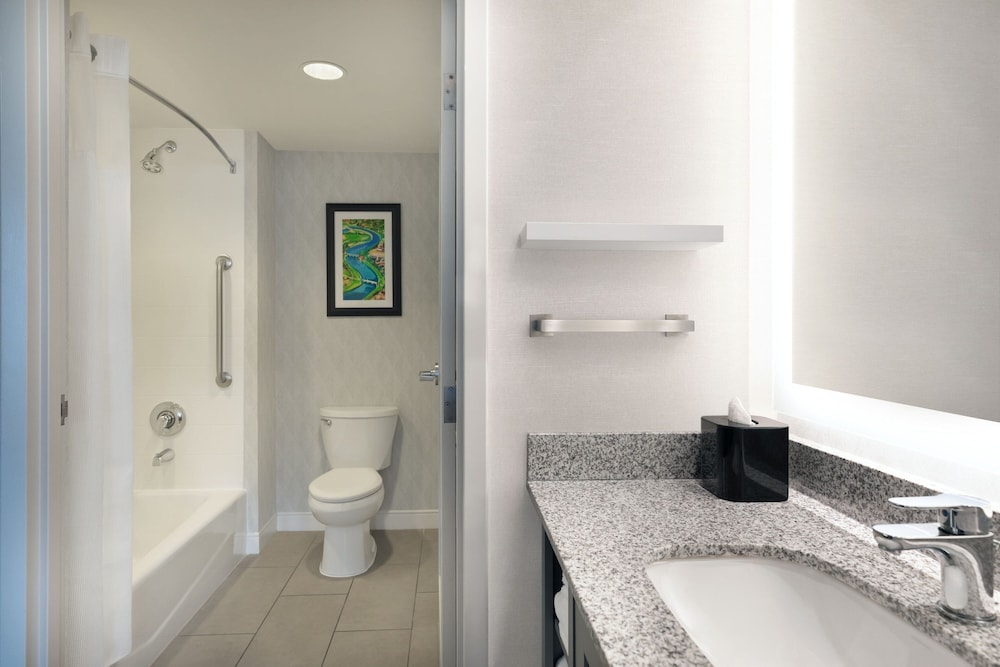 Residence Inn by Marriott Boston Back Bay Fenway - photo 46