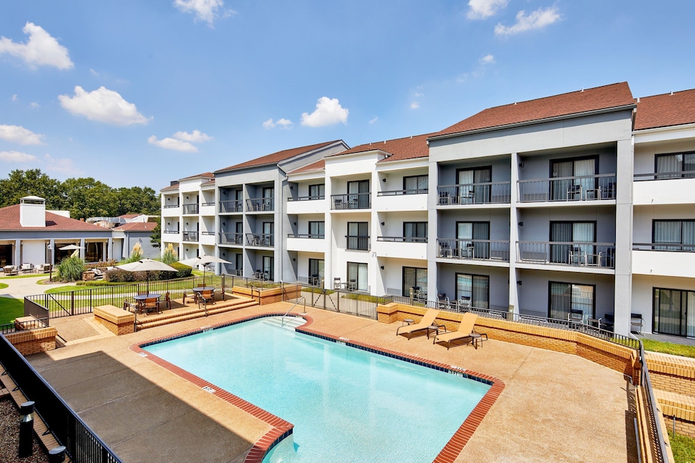 Courtyard by Marriott Memphis East Park Avenue - photo 16