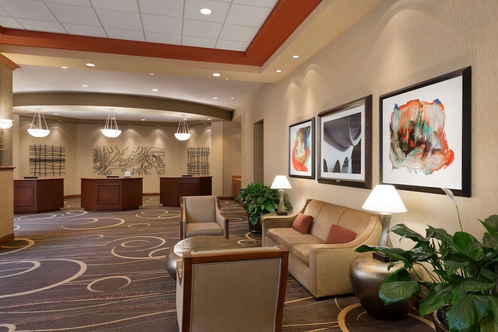 Embassy Suites by Hilton Franklin Cool Springs - photo 41