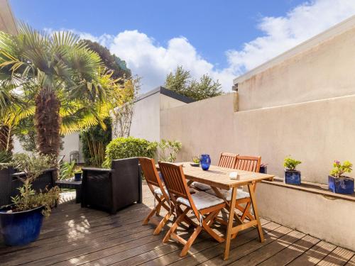 Gite Charmant A Guerande 3 Ch Jardin Clos Proche Plages Et Commerces Parking Prive Wifi Inclus Fr 1 306 1259 — Guerande