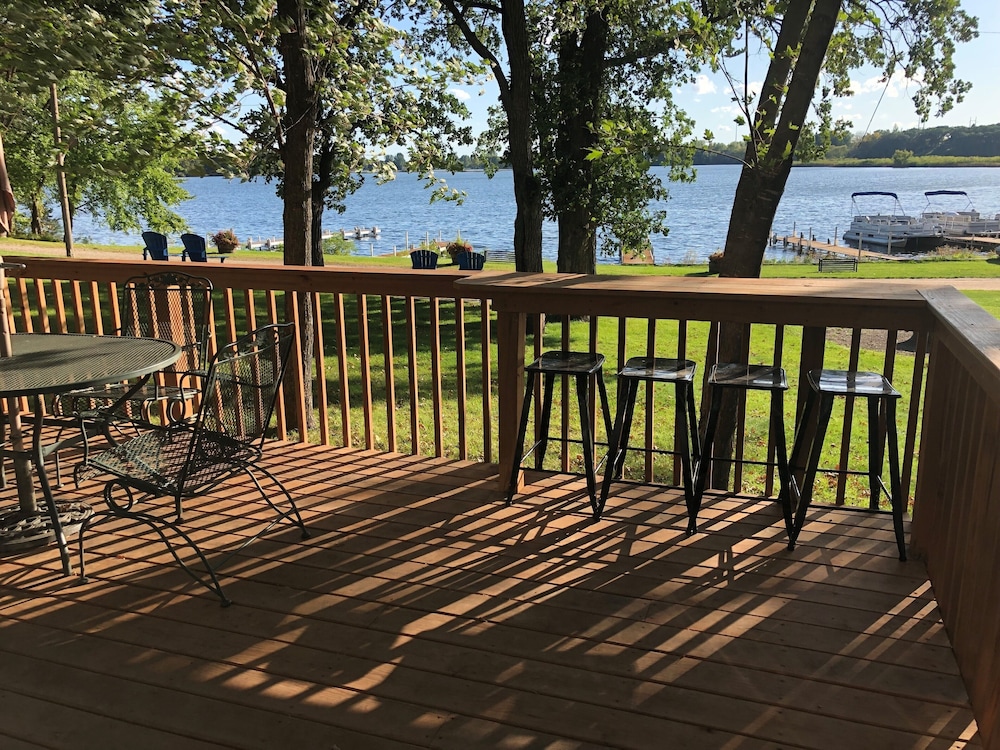 Swan Lake Resort & Campground - photo 25