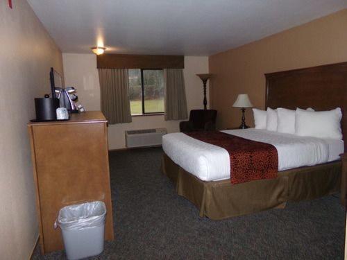 Cowlitz River Lodge - photo 11