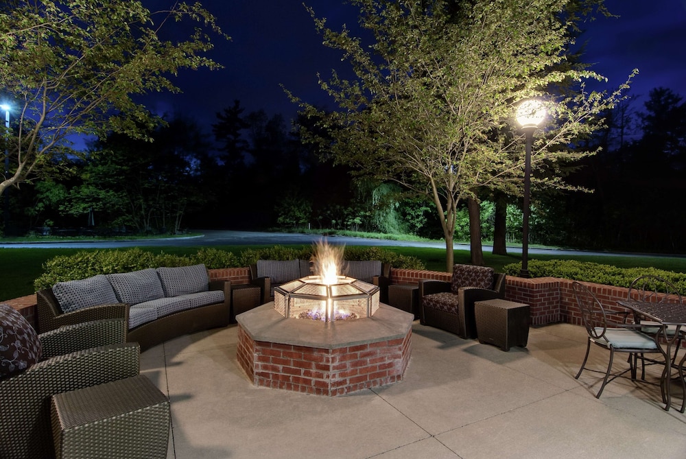 Hilton Garden Inn Albany Airport - photo 34