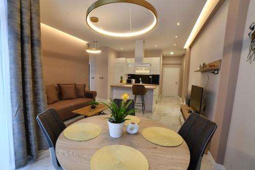 Apartment Madonna — 4-Star Luxury Hotel in Dugopolje, Croatia
