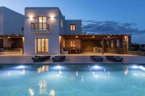 Villa Barbara by Red Windmill Villas — 4-Star Luxury Hotel in Mykonos, Greece