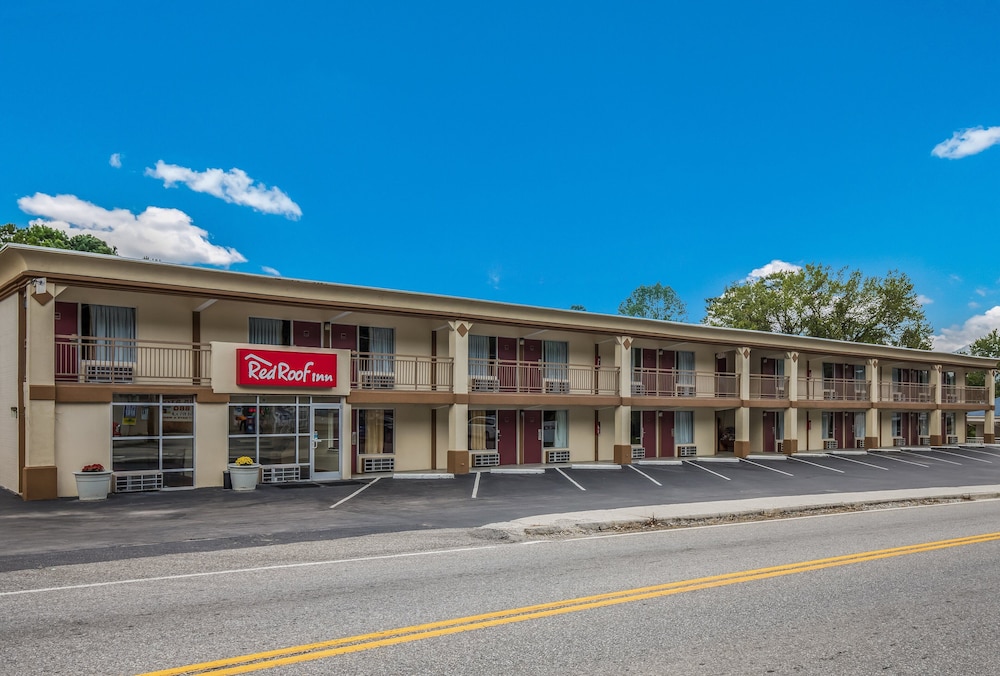 Red Roof Inn Caryville - photo 24