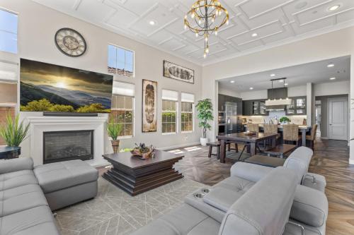 PGA Signature Luxury finishes and furnishings walk to ERNIES — 4-Star Luxury Hotel in La Quinta, United States