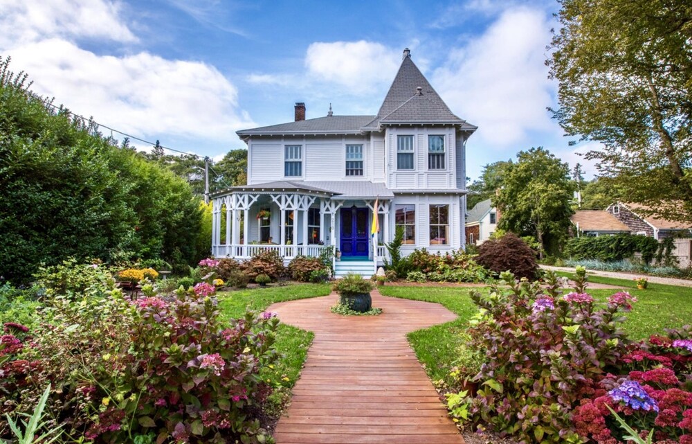 Roux — hotel in Provincetown
