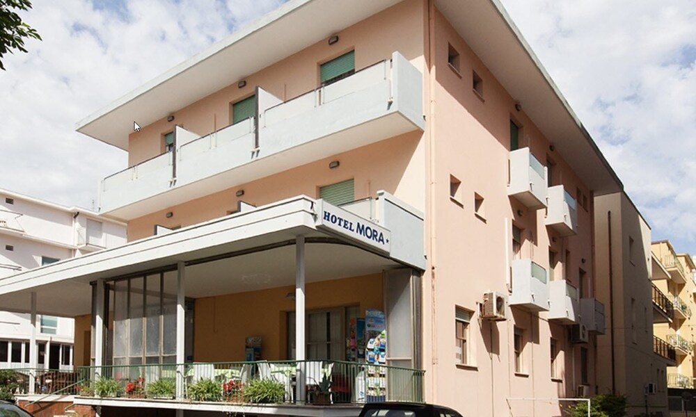 Hotel Mora — Rimini