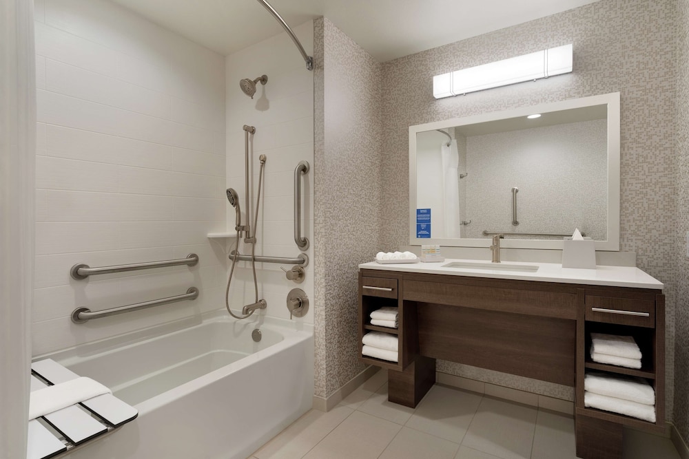 Home2 Suites by Hilton Martinsburg WV - photo 24