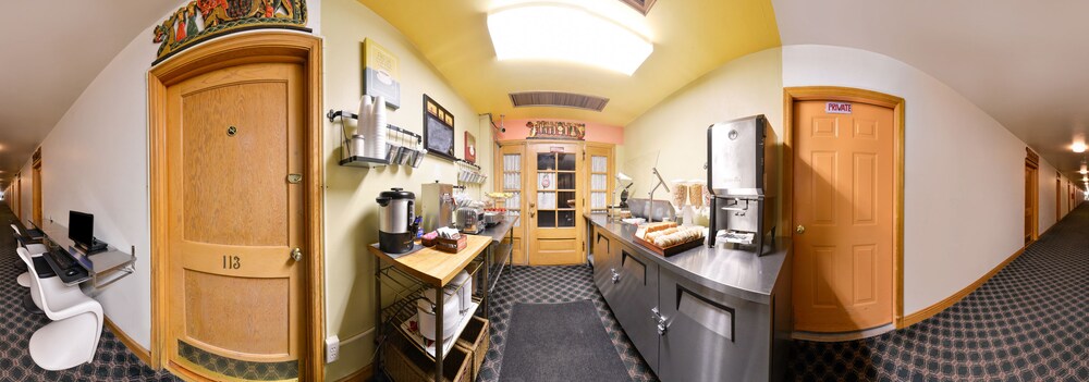 Americas Best Value Inn Mayflower - photo 14