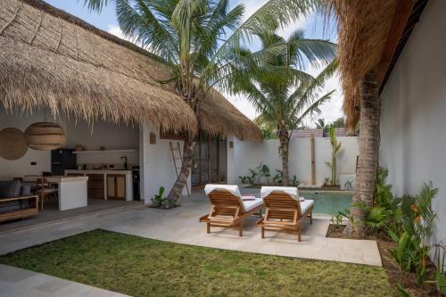 Flora Villa by Yemaya Private Pool & Garden — 4-Star Luxury Hotel in Kuta, Indonesia